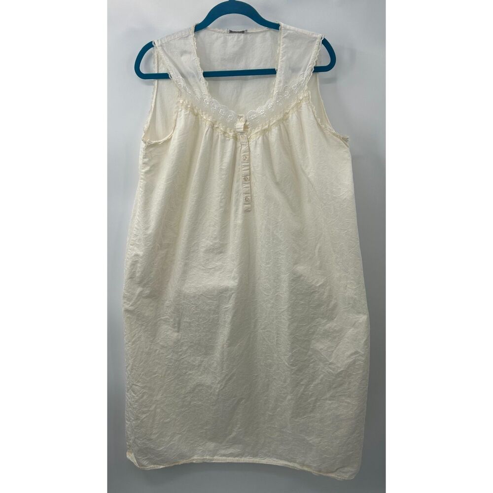 Vintage Cottagecore Cotton Blend Nightgown Size Medium Distressed